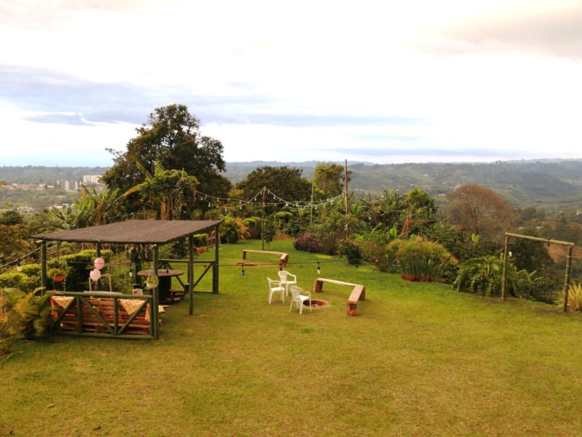 Finca Turistica Santa Clara Hostel Calarca Ngoại thất bức ảnh