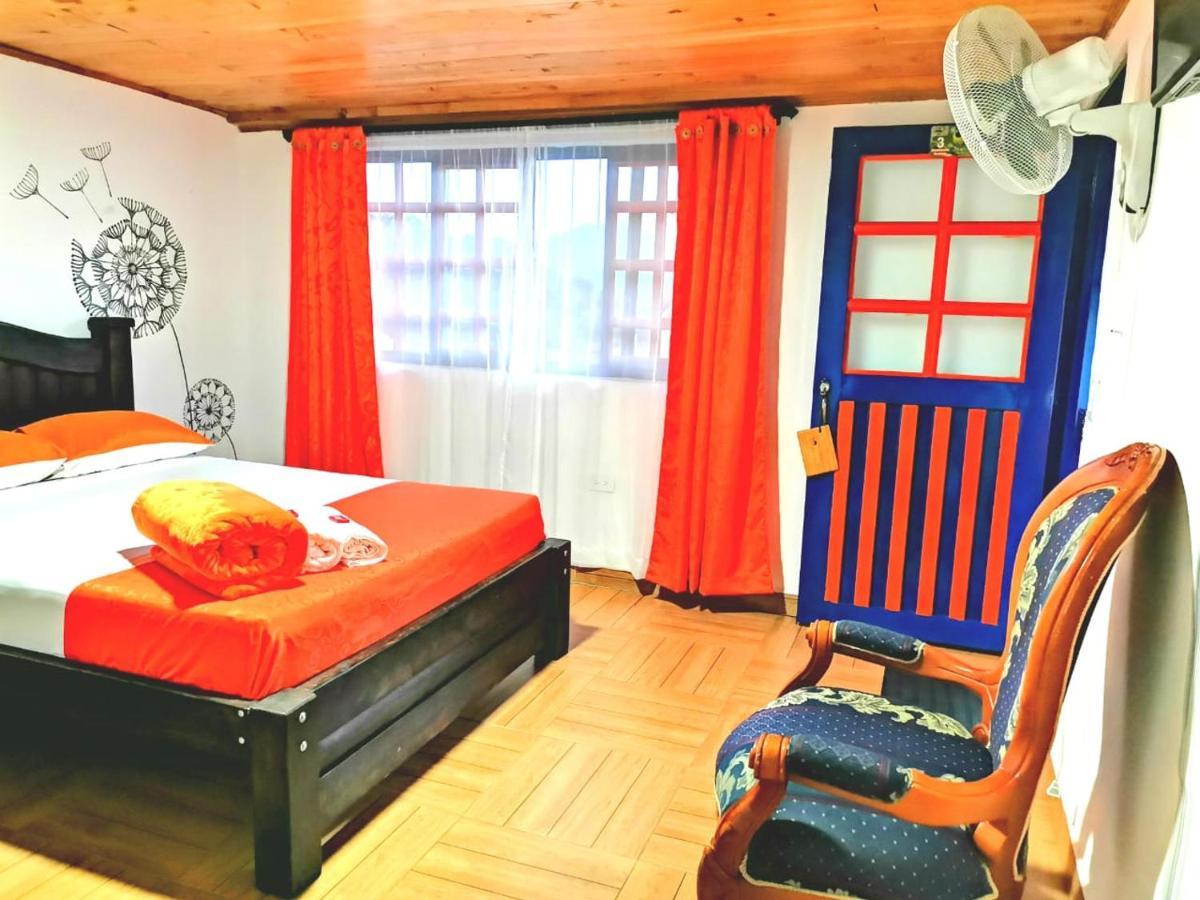 Finca Turistica Santa Clara Hostel Calarca Ngoại thất bức ảnh