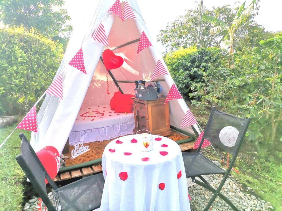 Finca Turistica Santa Clara Hostel Calarca Ngoại thất bức ảnh