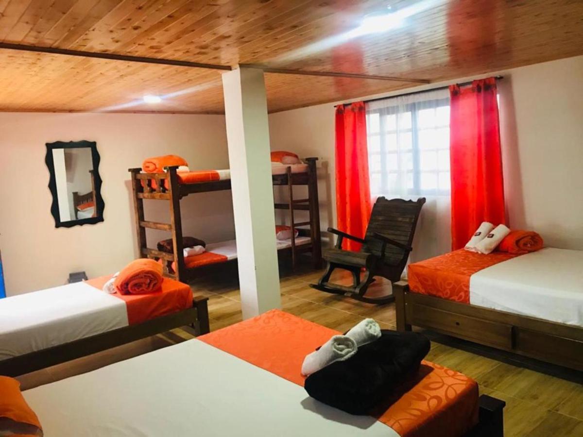 Finca Turistica Santa Clara Hostel Calarca Ngoại thất bức ảnh