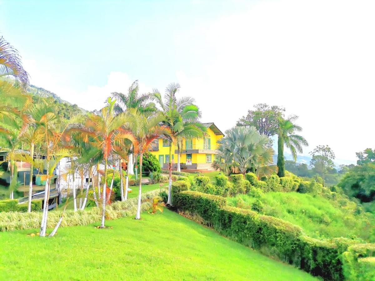 Finca Turistica Santa Clara Hostel Calarca Ngoại thất bức ảnh