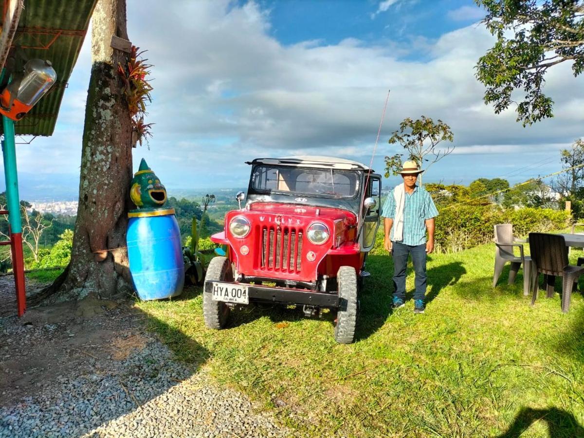 Finca Turistica Santa Clara Hostel Calarca Ngoại thất bức ảnh