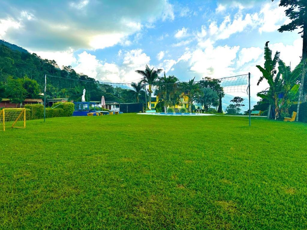 Finca Turistica Santa Clara Hostel Calarca Ngoại thất bức ảnh