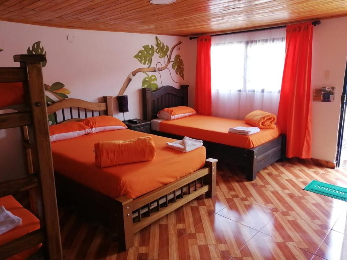 Finca Turistica Santa Clara Hostel Calarca Ngoại thất bức ảnh